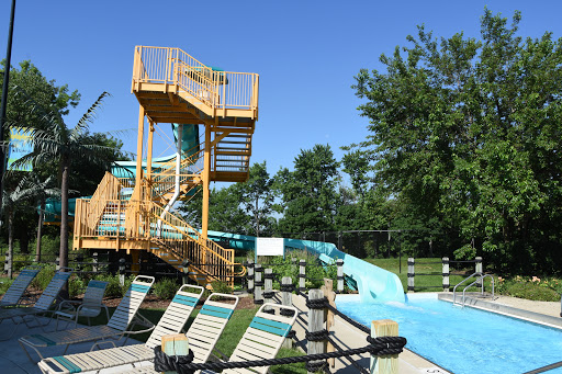 Water Park «Itasca Caribbean Water Park», reviews and photos, 100 Catalpa Ave, Itasca, IL 60143, USA