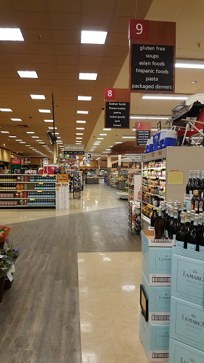 Grocery Store «Pavilions», reviews and photos, 6534 Platt Ave, West Hills, CA 91307, USA