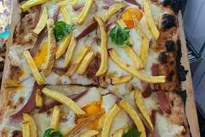 Artigia' pizzeria friggitoria takawey image