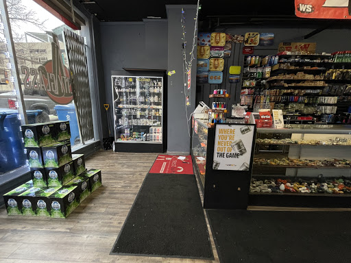 Tobacco Shop «Wild Side Smoke Shop», reviews and photos, 109 W 7th St, Bloomington, IN 47404, USA