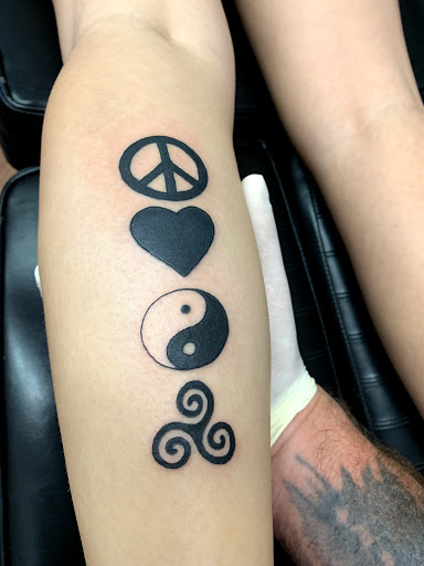 Tattoo Shop «Baltimore Street Tattoo», reviews and photos, 1319 Baltimore St, Hanover, PA 17331, USA