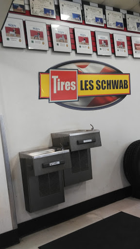 Tire Shop «Les Schwab Tire Center», reviews and photos, 5998 Lindhurst Ave, Marysville, CA 95901, USA