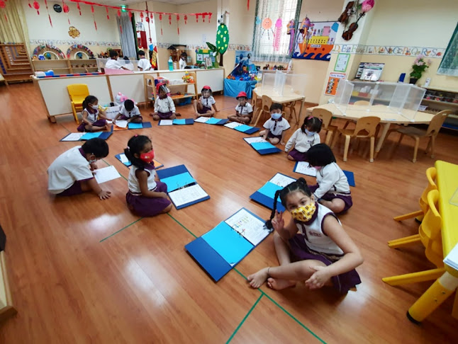 Reviews of Milagros de Montessori (Kindergarten) School - Singapore - School