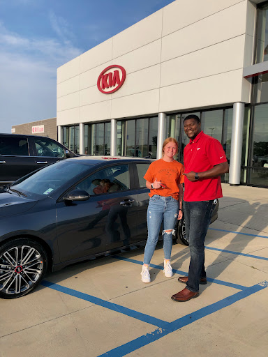 Kia Dealer «Orr Kia of Shreveport», reviews and photos, 1111 E Bert Kouns Industrial Loop, Shreveport, LA 71115, USA