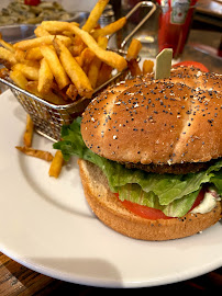 Hamburger du Restaurant français Café Gustave à Paris - n°3