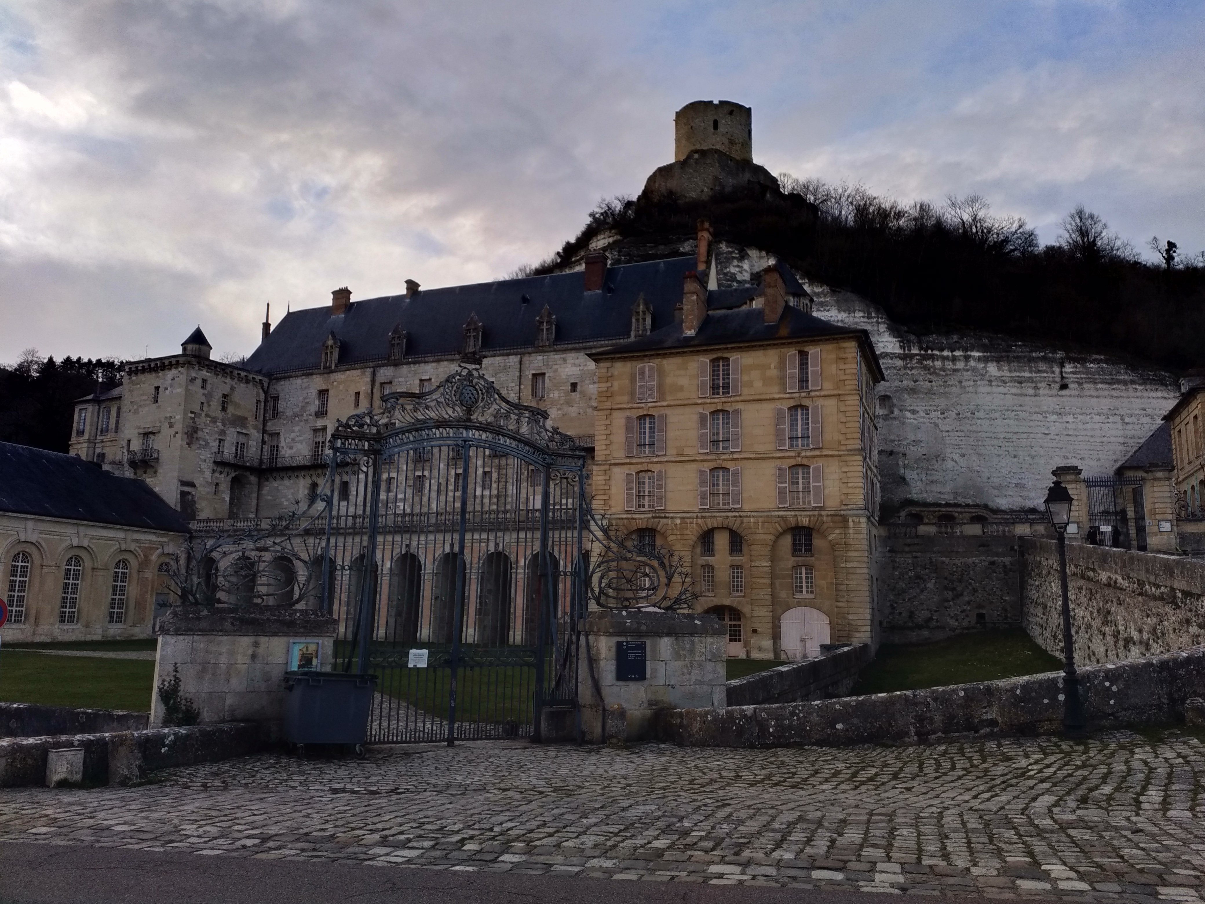 Photo n° 1 de l'avis de Françoise.e fait le 30/03/2018 à 08:36