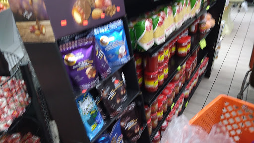 Produce Market «Papaya Fruit Market», reviews and photos, 14615 Warren Ave, Dearborn, MI 48126, USA