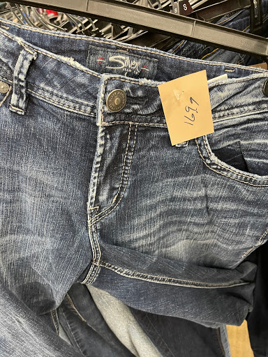 Thrift Store «The Salvation Army Family Store & Donation Center», reviews and photos