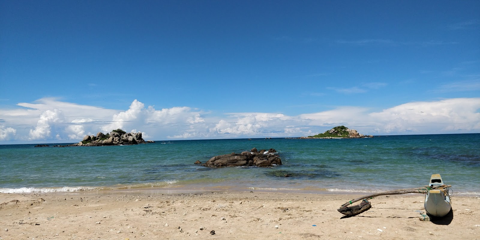 Lanka Patuna Beach'in fotoğrafı vahşi alan