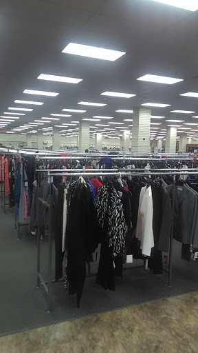 Clothing Store «Burlington Coat Factory», reviews and photos, 3701 Branch Ave, Hillcrest Heights, MD 20748, USA