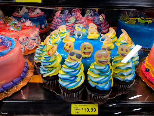 Grocery Store «El Super», reviews and photos, 14620 Parthenia St, Panorama City, CA 91402, USA