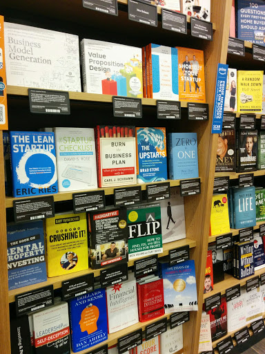 Book Store «Amazon Books», reviews and photos, 9585 SW Washington Square Rd, Portland, OR 97223, USA