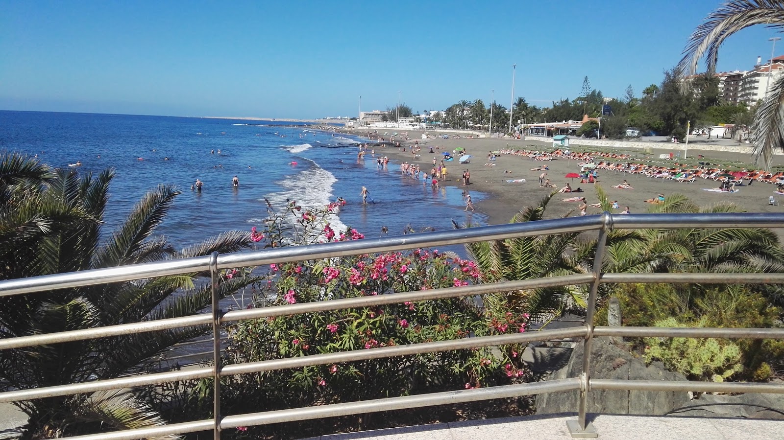 Photo de Playa de San Agustin - recommandé pour les voyageurs en famille avec des enfants