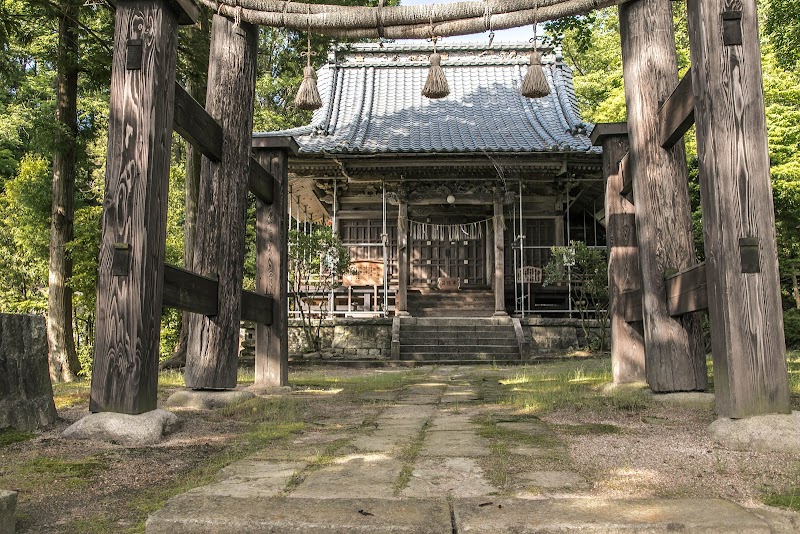 諏訪神社