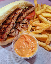 Plats et boissons du Restaurant de döner kebab Ali Baba à Orléans - n°1