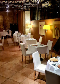 Atmosphère du Restaurant français Restaurant Le Grand Arbre à Montpellier - n°16