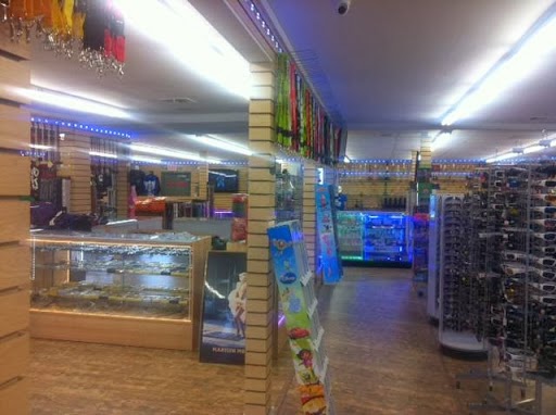Vaporizer Store «210 Discount Store», reviews and photos, 4906 W Commerce St, San Antonio, TX 78237, USA