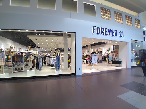 Forever 21, 293 Valley River Center, Eugene, OR 97401, USA, 