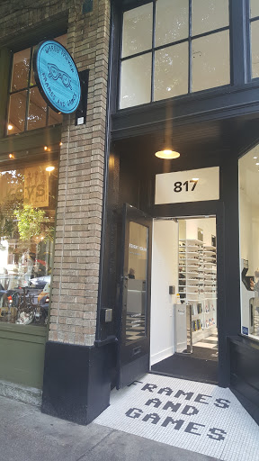 Optician «Warby Parker Annex», reviews and photos, 817 NW 23rd Ave, Portland, OR 97210, USA