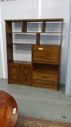 Thrift Store «Atlanta Step Up Society Thrift Store», reviews and photos, 1840 Cheshire Bridge Rd NE, Atlanta, GA 30324, USA