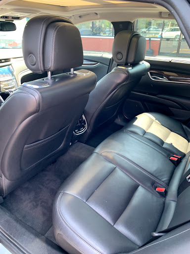 Car Dealer «Auto Villa», reviews and photos, 302 S Lake St, Grayslake, IL 60030, USA