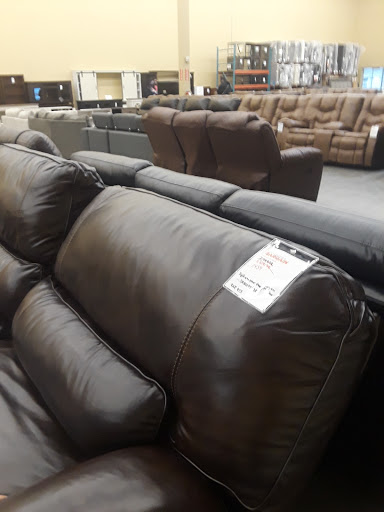 Furniture Store «Ashley Furniture HomeStore», reviews and photos, 14810 North Freeway #100, Houston, TX 77090, USA