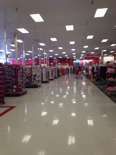 Department Store «Target», reviews and photos, 436 Retail Commons Pkwy, Martinsburg, WV 25403, USA