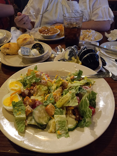 American Restaurant «Cracker Barrel Old Country Store», reviews and photos, 1534 Bear Creek Pike, Columbia, TN 38401, USA