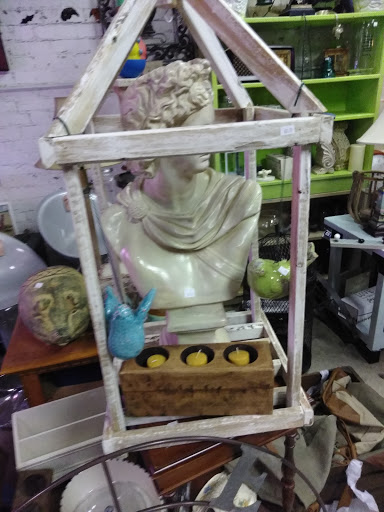 Music Store «Greatest Hits Music & Books», reviews and photos, 807 W Jackson St, Tupelo, MS 38804, USA