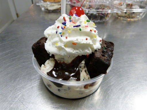 Ice Cream Shop «Grand Ole Creamery & Grand Pizza», reviews and photos, 750 Grand Ave, St Paul, MN 55105, USA