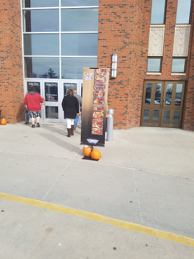 Convention Center «Bridge View Center», reviews and photos, 102 Church St, Ottumwa, IA 52501, USA