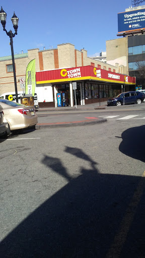Grocery Store «C-Town Supermarkets», reviews and photos, 885 Bergen Ave, Jersey City, NJ 07306, USA