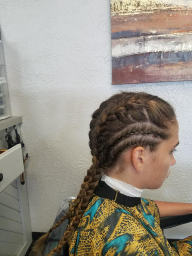 Beauty Salon «Cuts Ltd Beauty Salon», reviews and photos, 207 W Main St, League City, TX 77573, USA