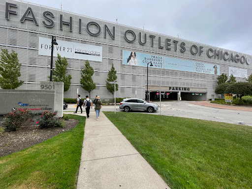 Fashion Outlets of Chicago, 5220 Fashion Outlets Way, Rosemont, IL 60018, USA, 