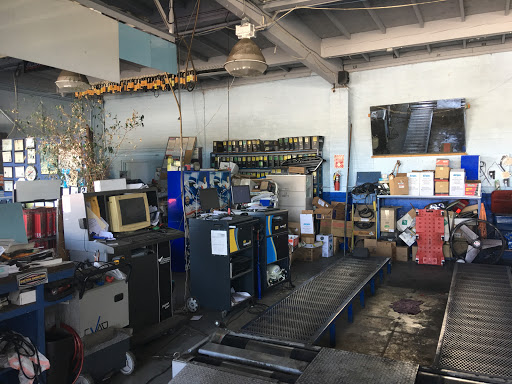 Auto Repair Shop «Fremont Auto Repair», reviews and photos, 3945 Thornton Ave, Fremont, CA 94536, USA