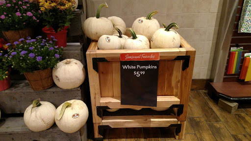 Shopping Mall «Somerset Hills Shopping Center», reviews and photos, 766 Rte 202/206, Bridgewater, NJ 08807, USA