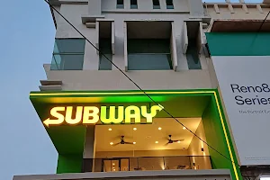 Subway - Gajahmada image