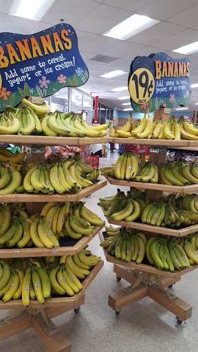 Trader Joes image