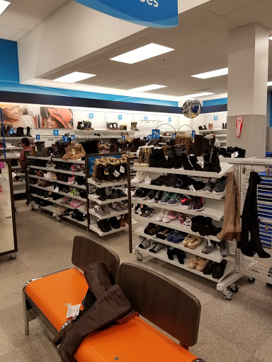Clothing Store «Ross Dress for Less», reviews and photos, 4200 S East St, Indianapolis, IN 46227, USA