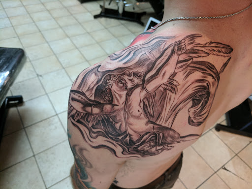 Tattoo Shop «Twisted Tattoo & Body Piercing», reviews and photos, 4168 N Elston Ave, Chicago, IL 60618, USA