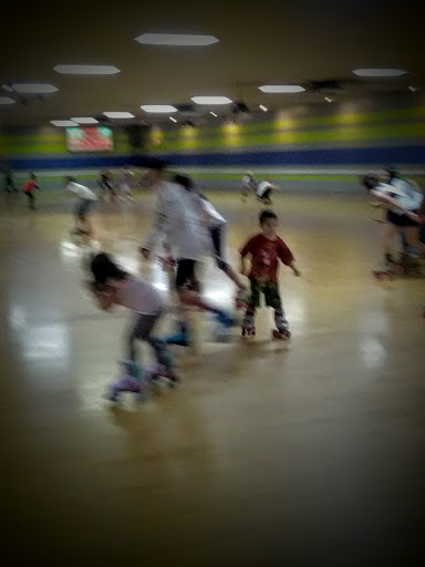 Roller Skating Rink «Rollero Family Roller Skating Center LLC», reviews and photos, 7318 W Indian School Rd, Phoenix, AZ 85033, USA