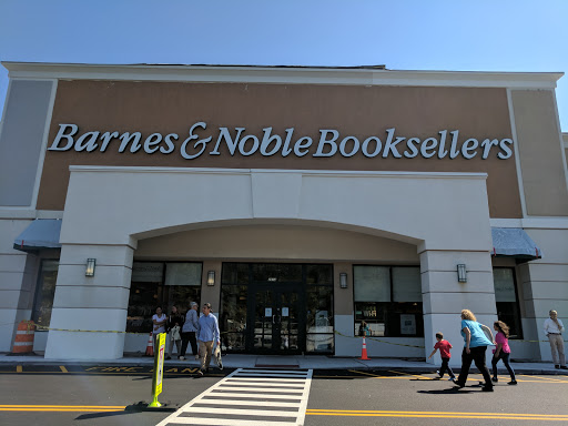 Book Store «Barnes & Noble», reviews and photos, 2614 Central Park Ave, Yonkers, NY 10710, USA