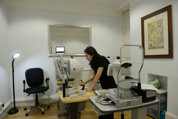 Comments and reviews of Centre for Sight - Eye Clinic London