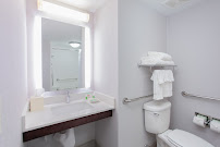 Holiday Inn & Suites Tallahassee Conference Ctr N, an IHG Hotel - Photo 4 - Car repair in Tallahassee, FL, Tallahassee