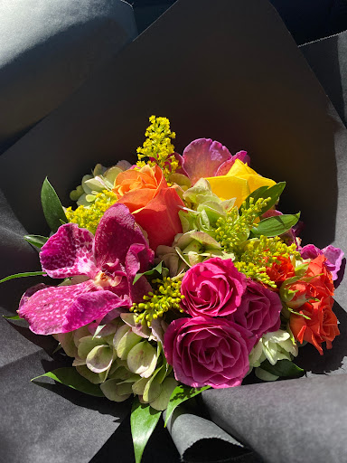 Florist «Dr Delphinium Flower & Orchid House», reviews and photos, 513 W Campbell Rd, Richardson, TX 75080, USA