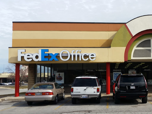 FedEx Office Print & Ship Center, 16701 Torrence Ave, Lansing, IL 60438, USA, 