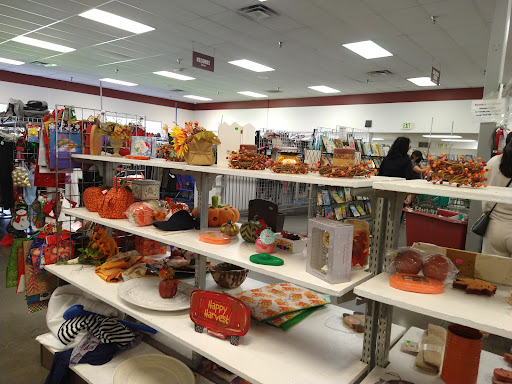 Thrift Store «3 Way Thrift Store, Inc.», reviews and photos, 13390 Central Ave, Chino, CA 91710, USA
