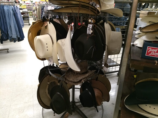 Home Improvement Store «Tractor Supply Co.», reviews and photos, 389 Comfort Dr, Harrison, OH 45030, USA