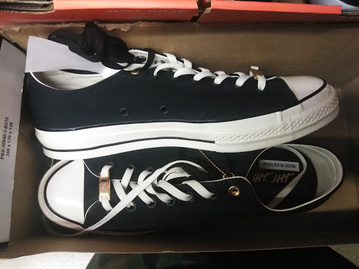 Sporting Goods Store «Nike Factory Store», reviews and photos, 4600 Shelbyville Rd #615, Louisville, KY 40207, USA