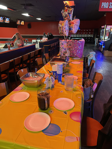 Bowling Alley «AMF Auburn Lanes», reviews and photos, 719 Opelika Rd, Auburn, AL 36830, USA